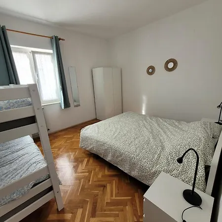 Lägenhet Kaktus Pirovac